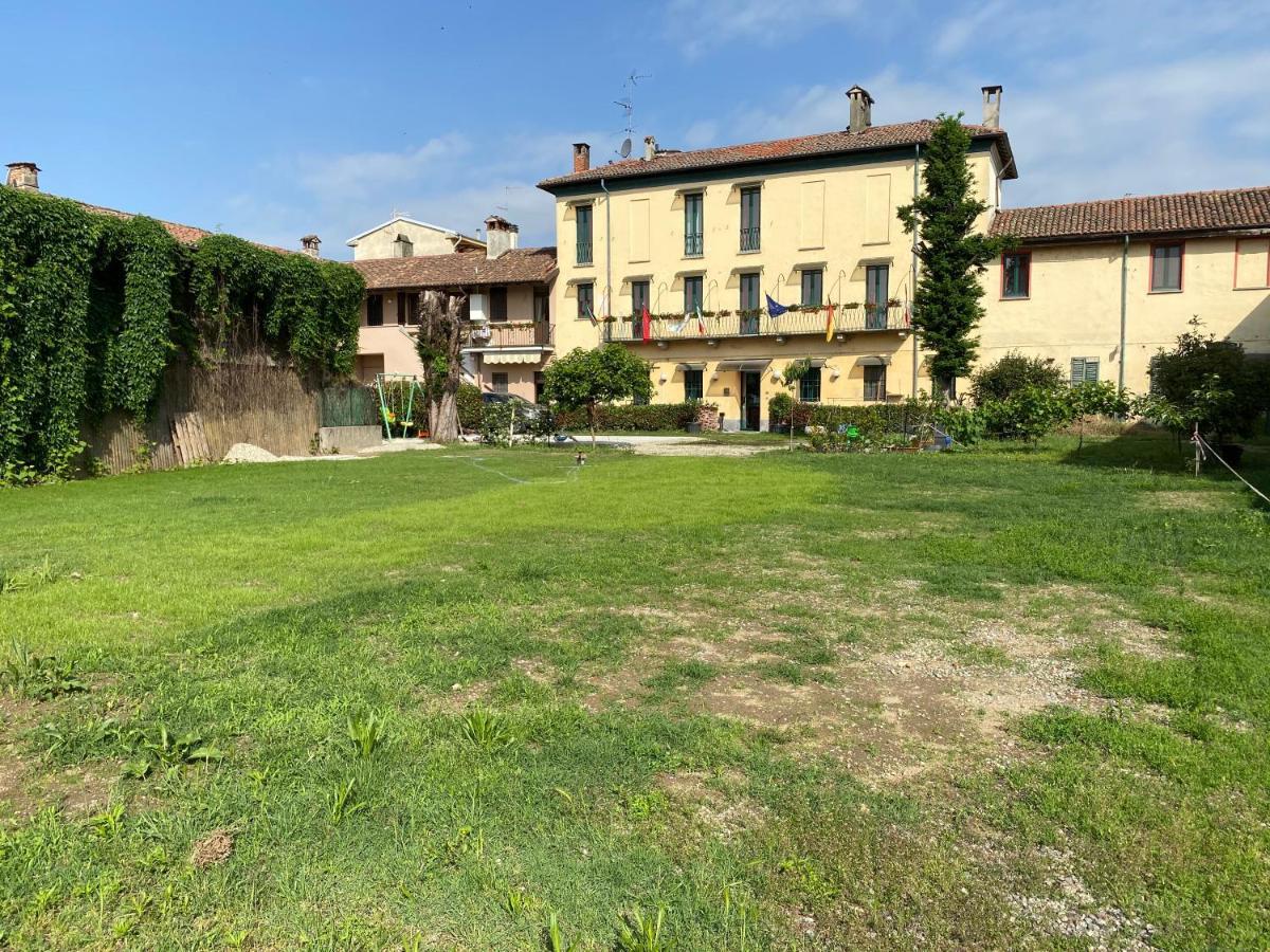 Hotel Duca Di Tromello Exterior photo